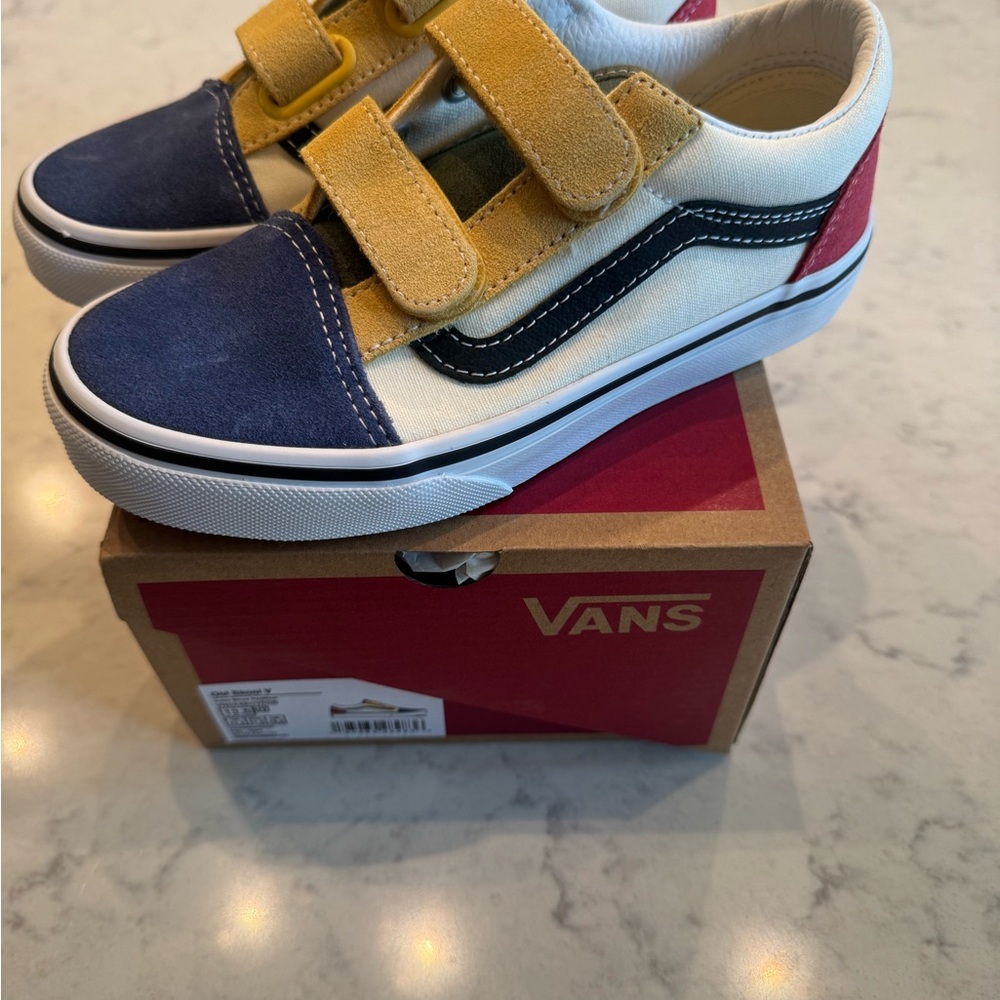 Vans Old Skool V Red Blue Yellow Low-Top Sneakers